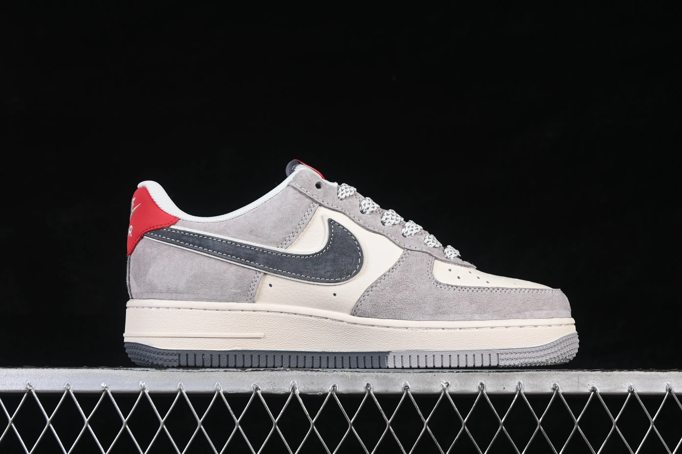 All categories Nk Air Force 1 Air Force series Nk Air Force 1 Low Air Force low-top Nike Air Force 1'07 Low Year of the Horse limited edition Gray-red texture Air Force 1 low-top casual sneakers HT5088-628